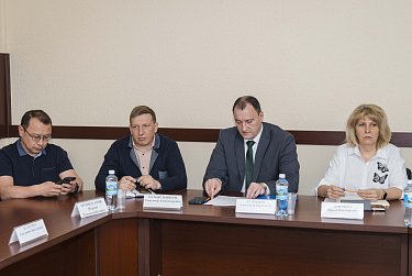 Депутаты заслушают Анатолия Чадова и Анжелику Линькову